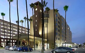 Courtyard By Marriott Los Angeles Lax / Century Boulevard